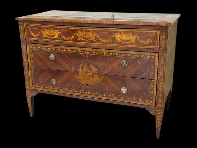 Italian Chest -photo-2