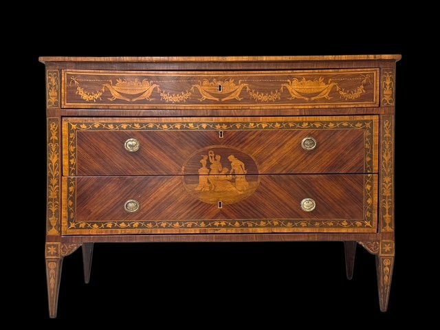 Italian Chest -photo-4