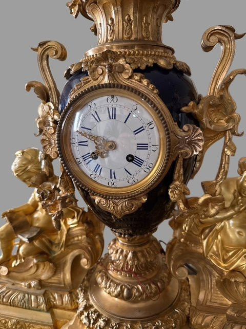 Garniture en bronze et porcelaine-photo-2