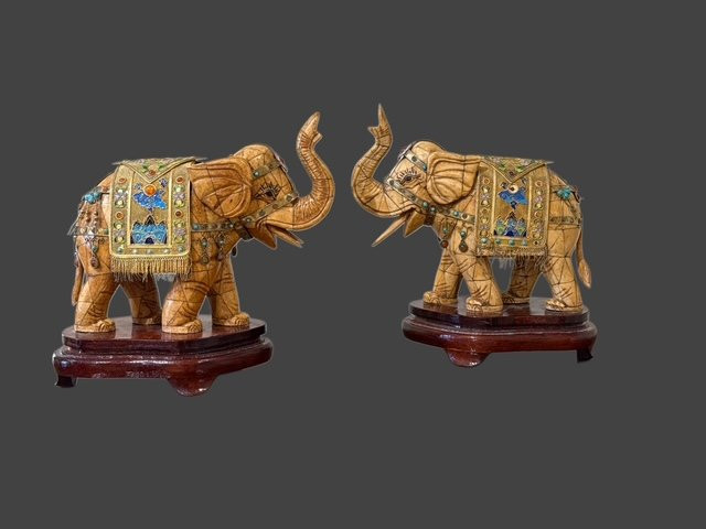Pair Of Sculptures -photo-3