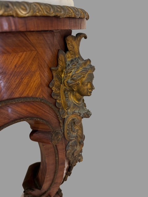 Console -photo-5