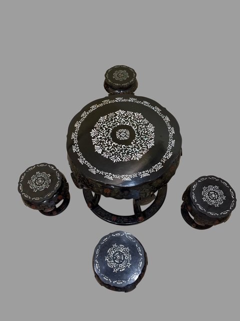 Table avec tabourets oriental-photo-8