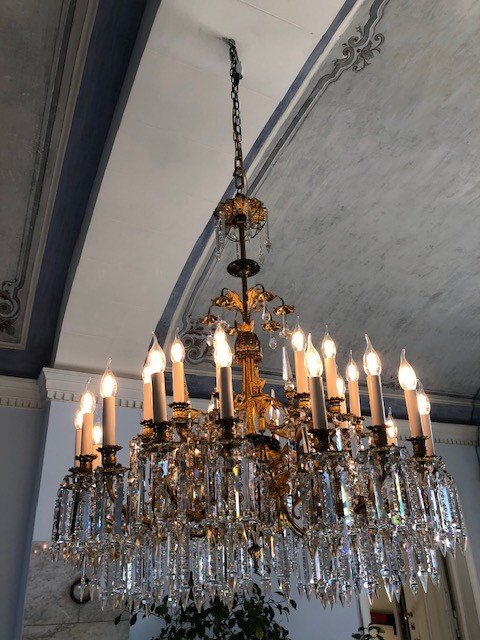 Bronze And Crystal Chandelier-photo-3