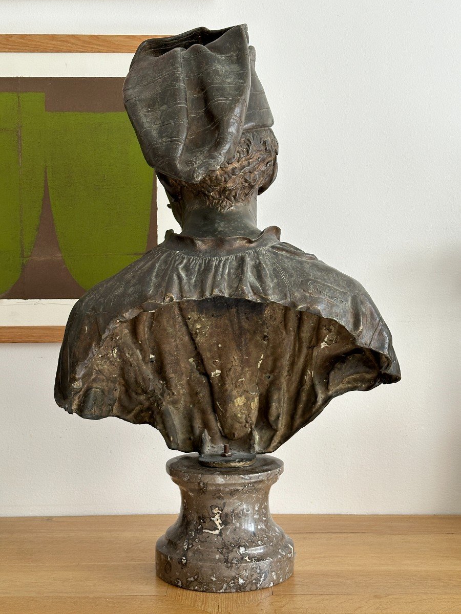 Man With A Cap - Bronze Bust - Spanish School-photo-2