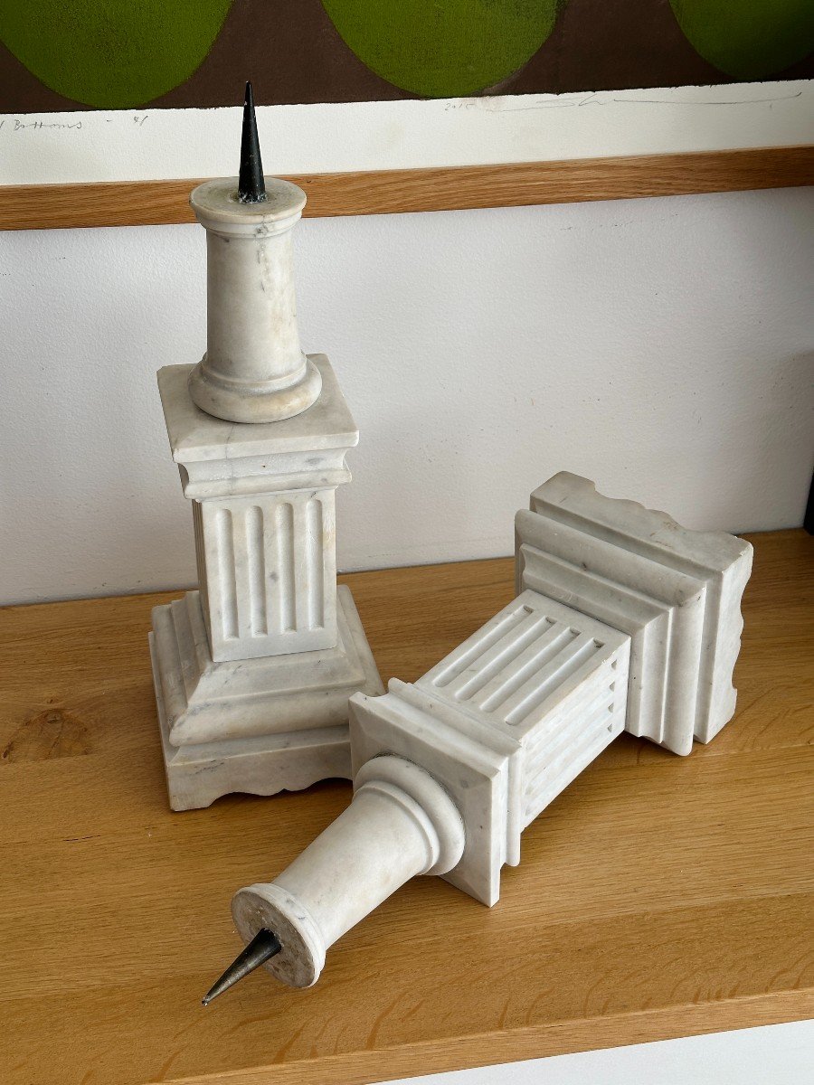 Pair Of Candlesticks On Fluted Base - White Marble-photo-6