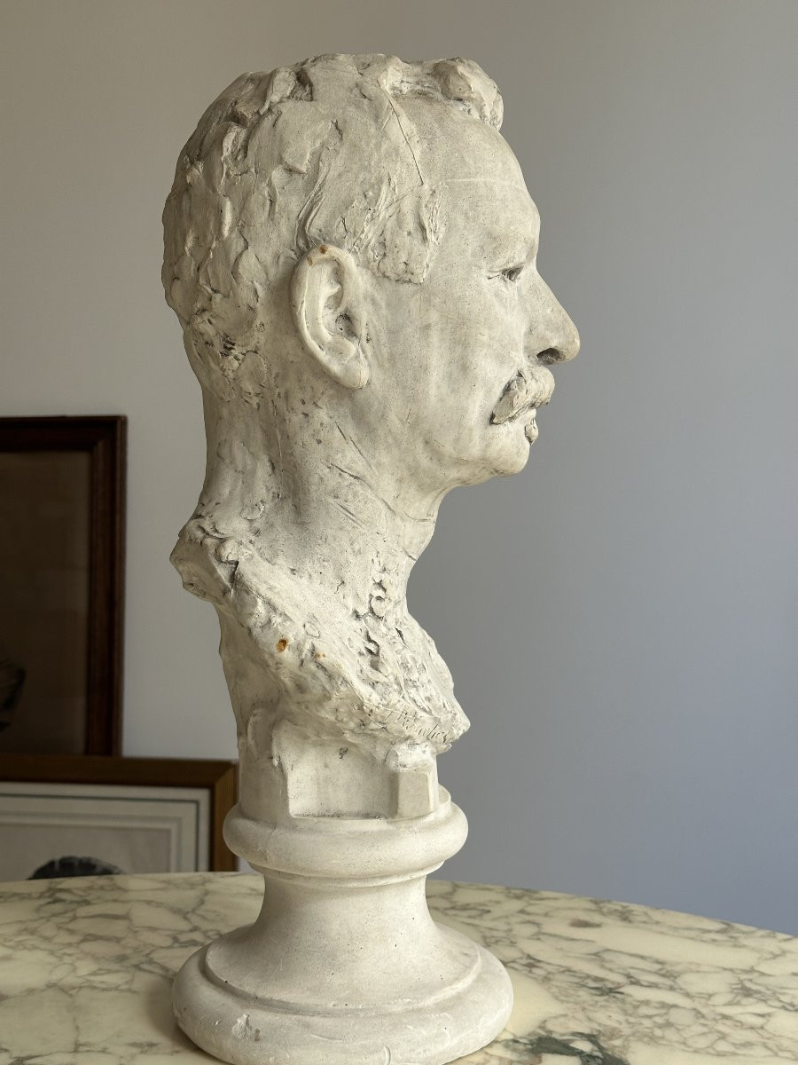 Bust Of A Mustachioed Man - F. Desruelles - Plaster-photo-3