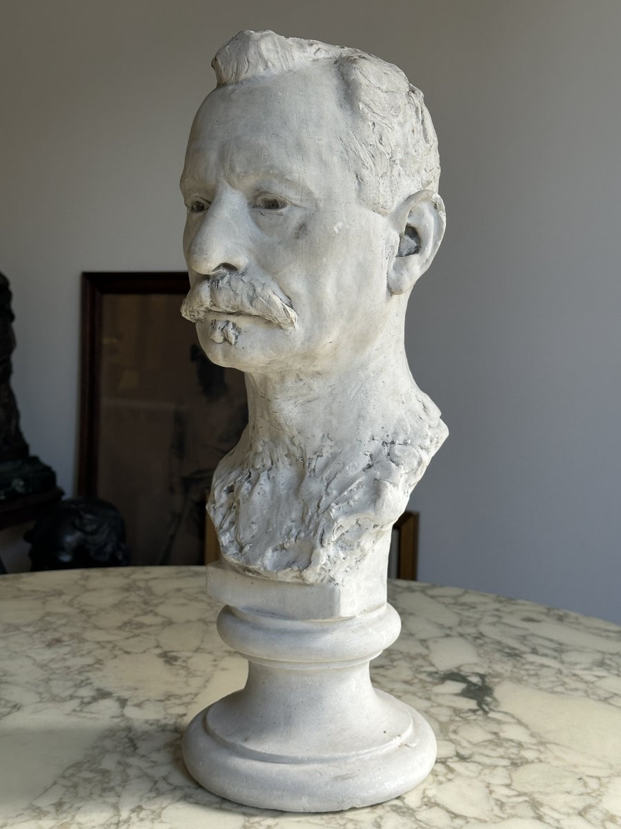 Bust Of A Mustachioed Man - F. Desruelles - Plaster-photo-7