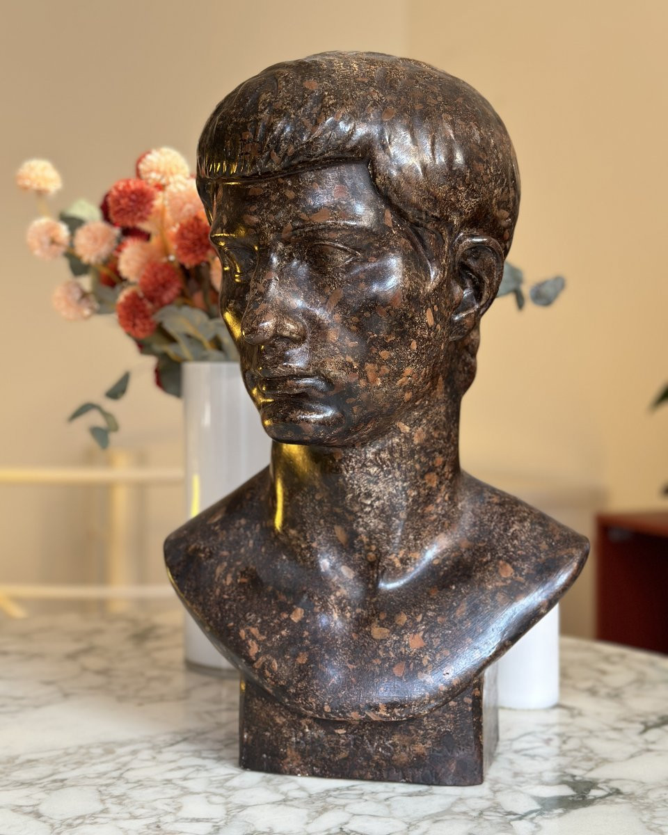 Buste de Jeune Romain - Plâtre patiné façon porphyre-photo-1