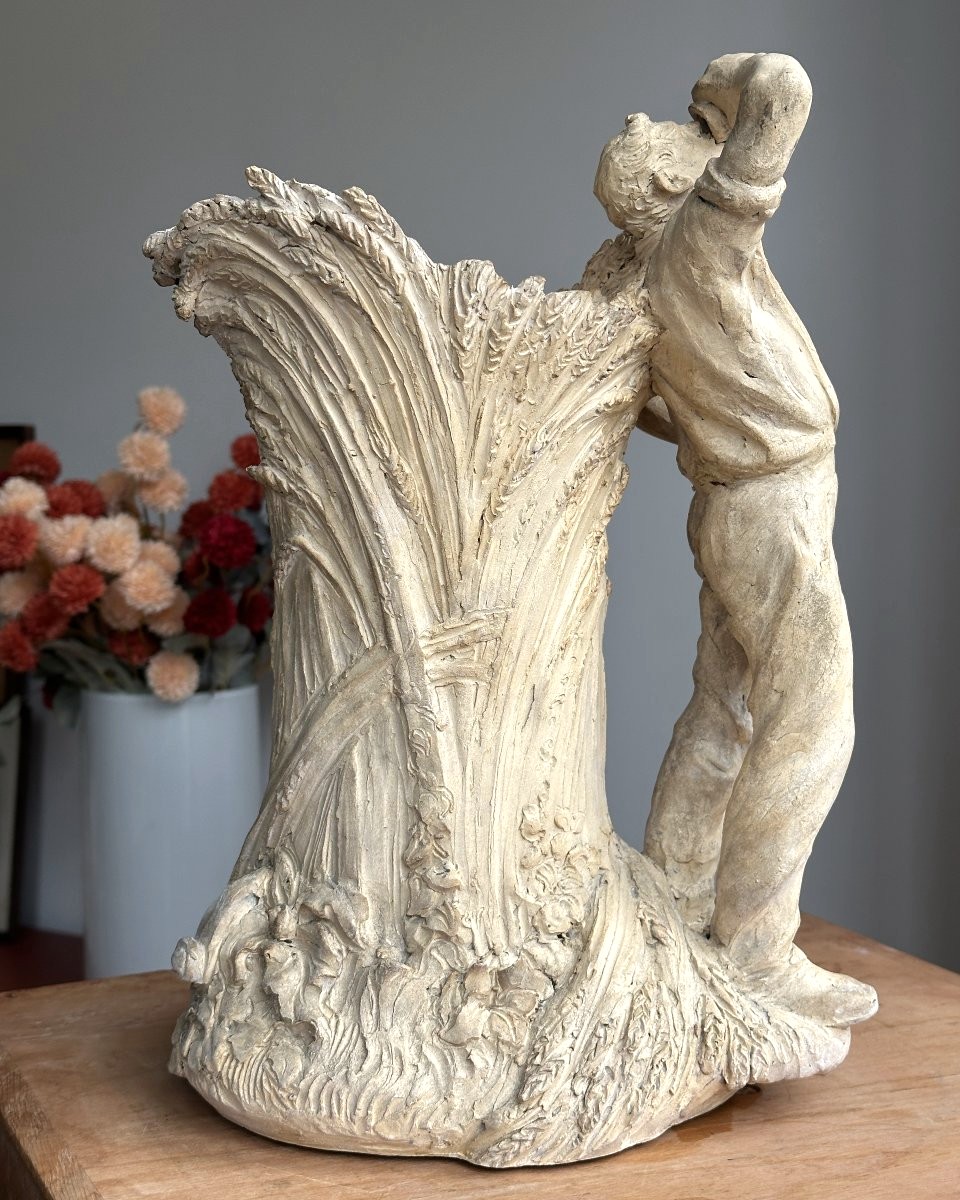 Paul Richer - Peasant Drinking, Leaning Against Sheaves Of Wheat - Original Terracotta-photo-1