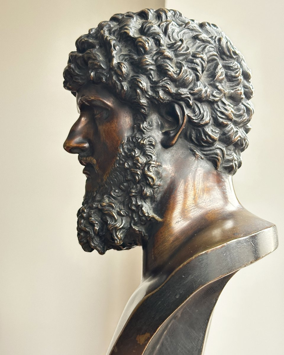 Buste de Lucius Verus - Bronze à patine cuivrée-photo-1