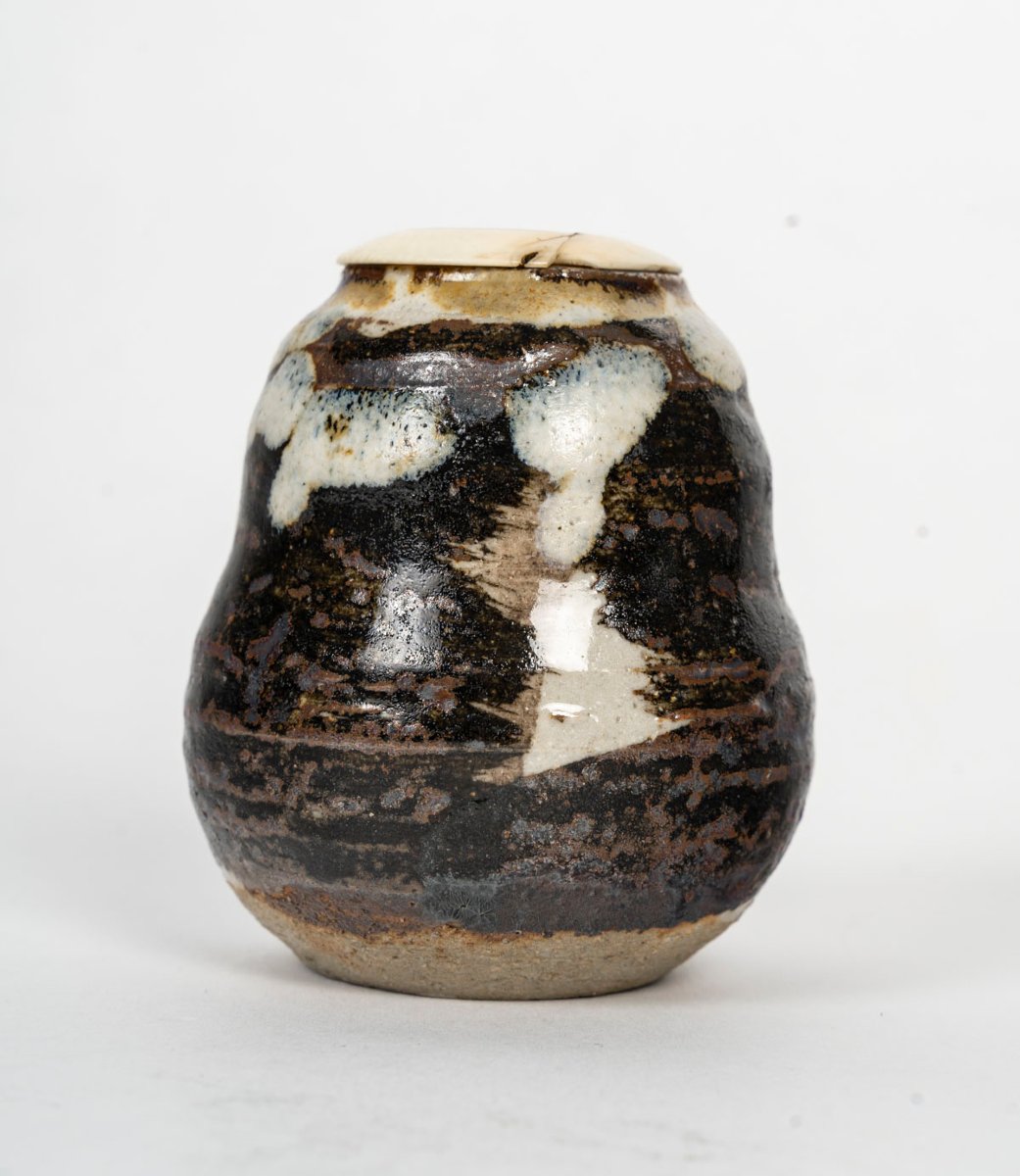 Shaïre From The Edo Period (1603 - 1868)-photo-1