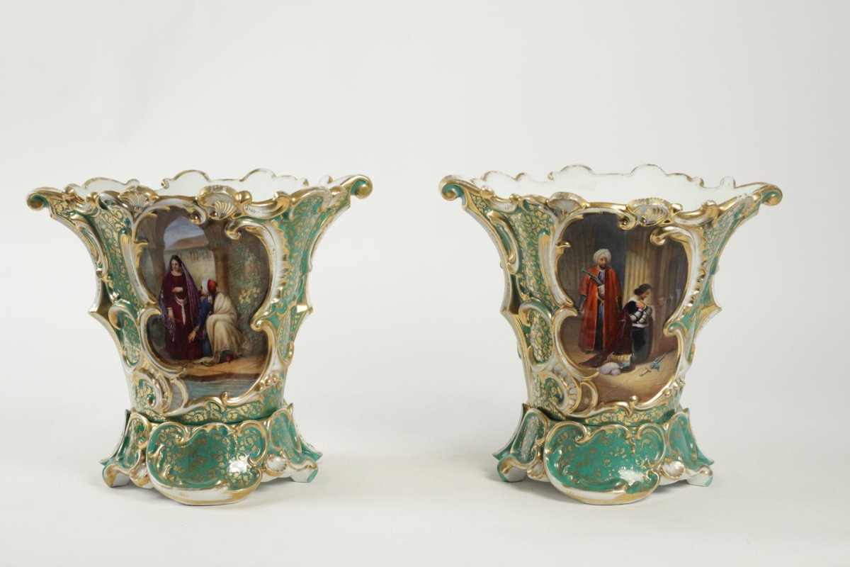 Paire de vases de mariés en porcelaine attribué à Jacob Petit