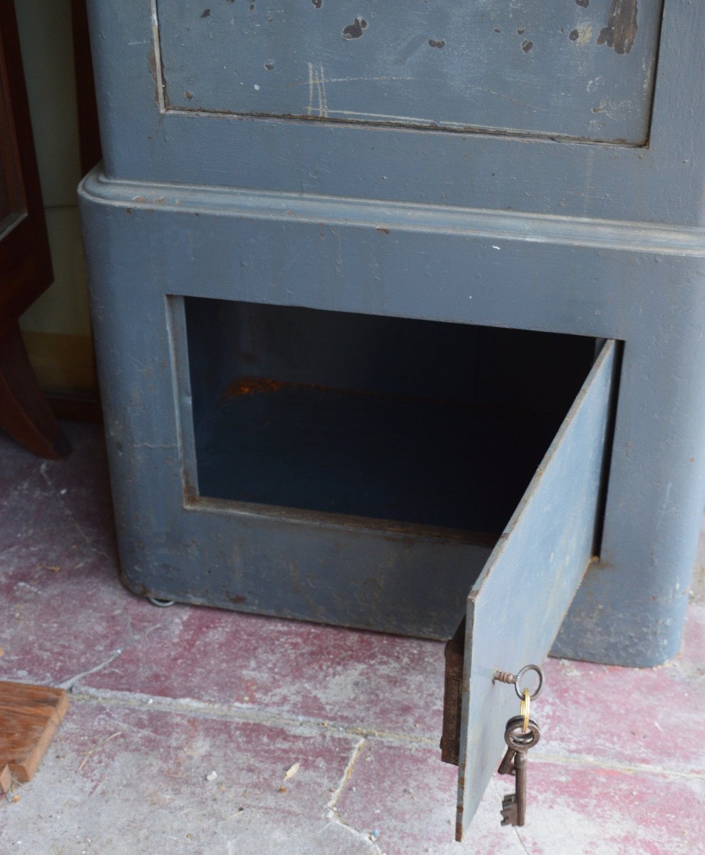 19 Eme Steel Safe-photo-1