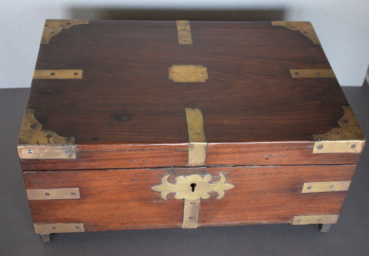 Coffret De Marine En Palissandre De Rio XVIII Eme Siecle
