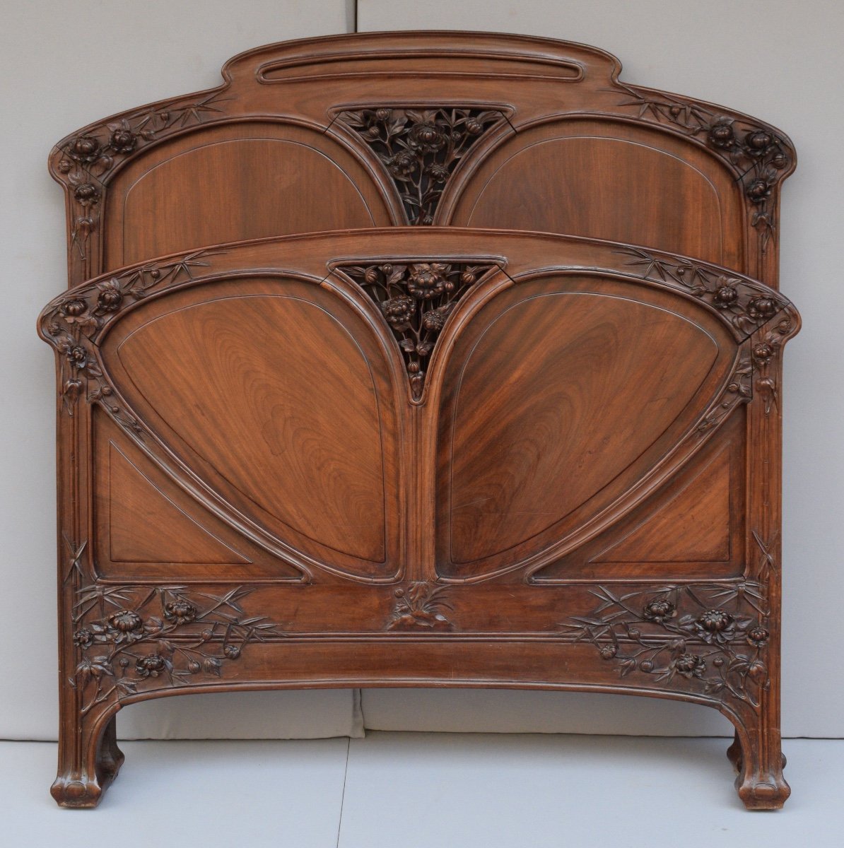 Art Nouveau Bed Attributed To Louis Majorelle In Cuban Mahogany-photo-1