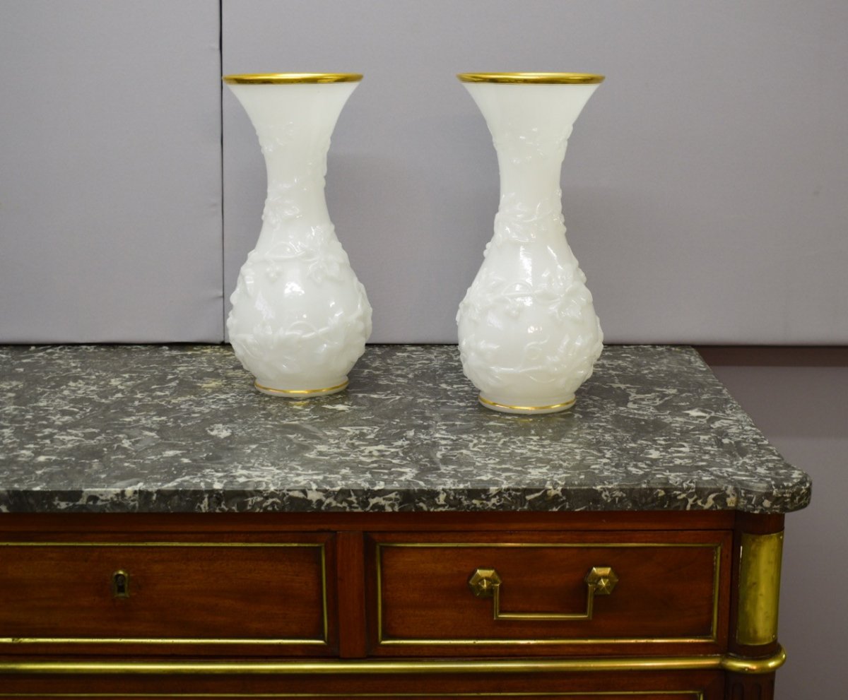 Pair Of White Opaline Vases Charles X Period-photo-3