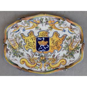 Plat En Faience De Saint Clement