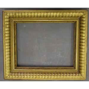 Small Frame With Channels In Wood And Golden Stucco