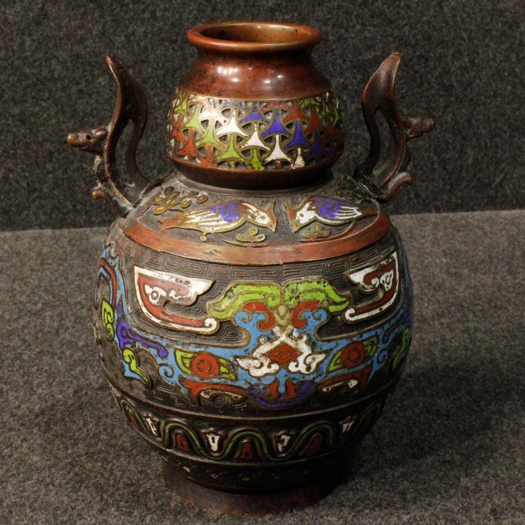 Pair Of Oriental Metal Vases From 20th Century-photo-2