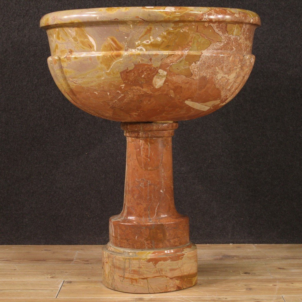 Italian Basin In Red Verona Marble From The 19th Century-photo-6