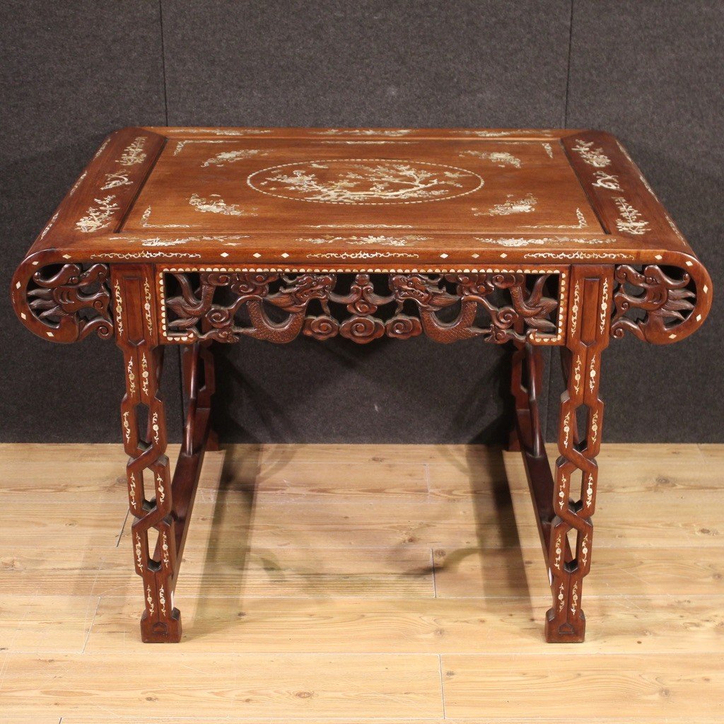 Oriental Table With Floral Inlay From The 20th Century-photo-2