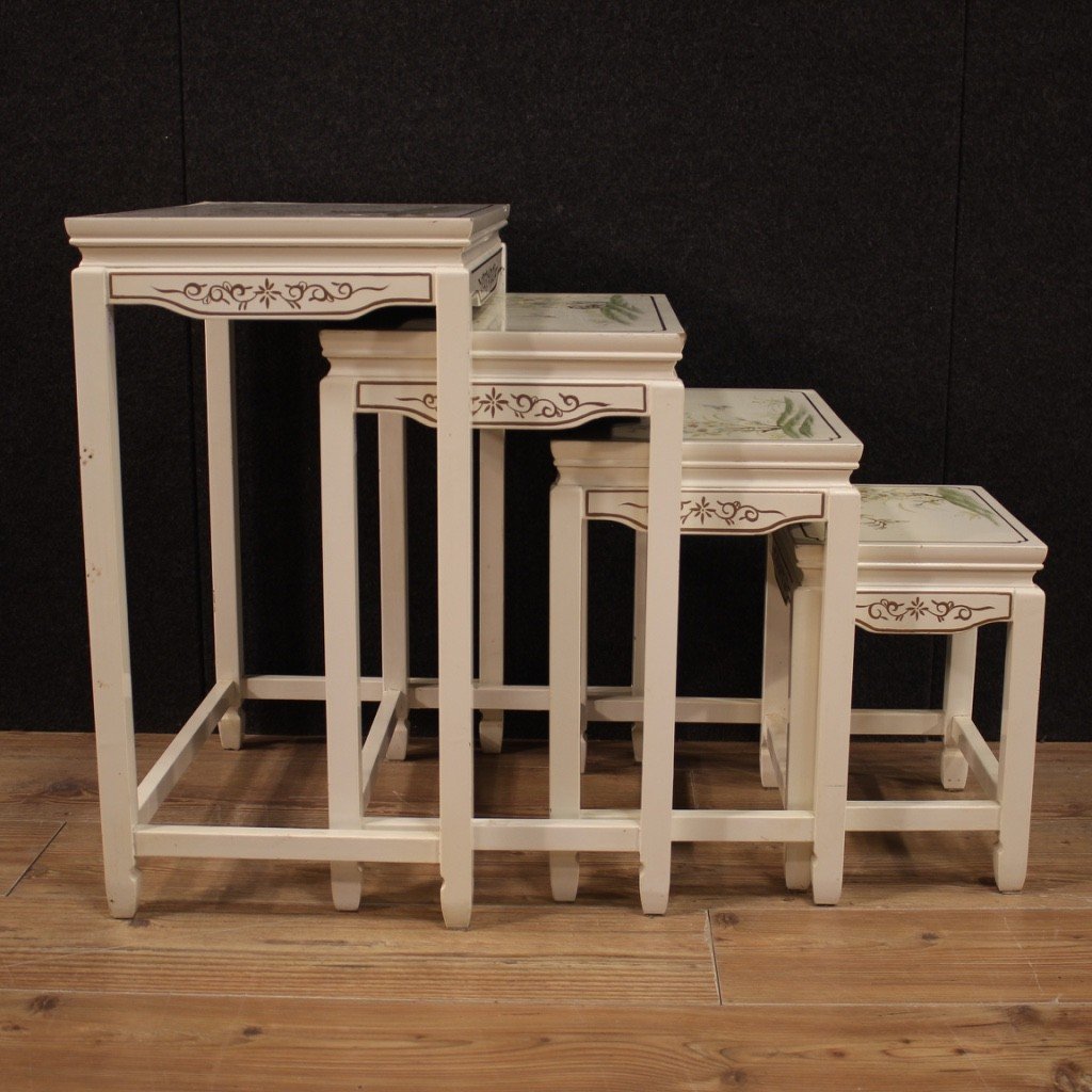 Quatre Tables Basses Françaises En Bois Laqué Et Peint-photo-3