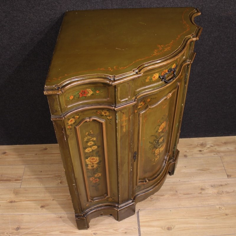 Painted Corner Cupboard In Venetian Style From 20th Century-photo-1