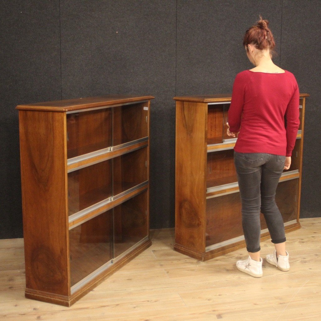 Pair Of Italian Bookcases In Walnut Wood With Glass Doors-photo-2