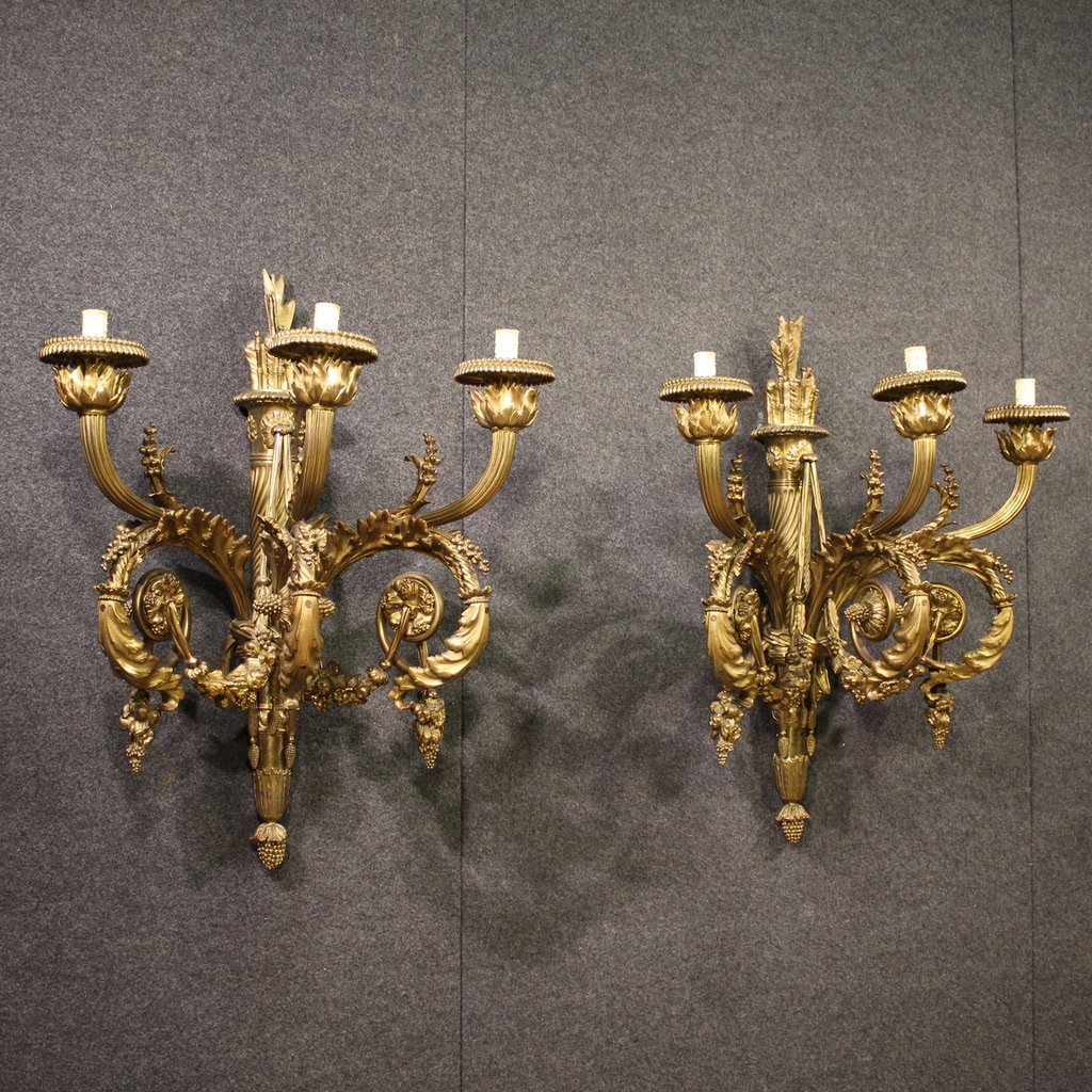 Pair Of French Louis XVI Style Gilded Bronze Wall Lamps-photo-4