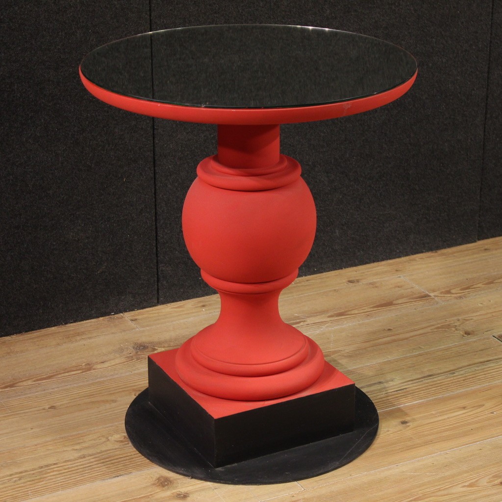 Table basse italienne peinte en rouge des années 1970
