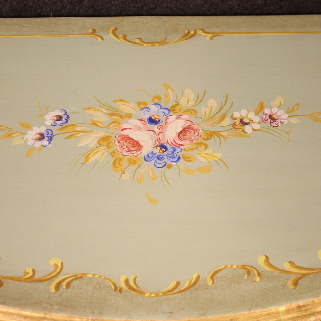 Commode vénitienne laquée, peinte et dorée du 20ème siècle-photo-8