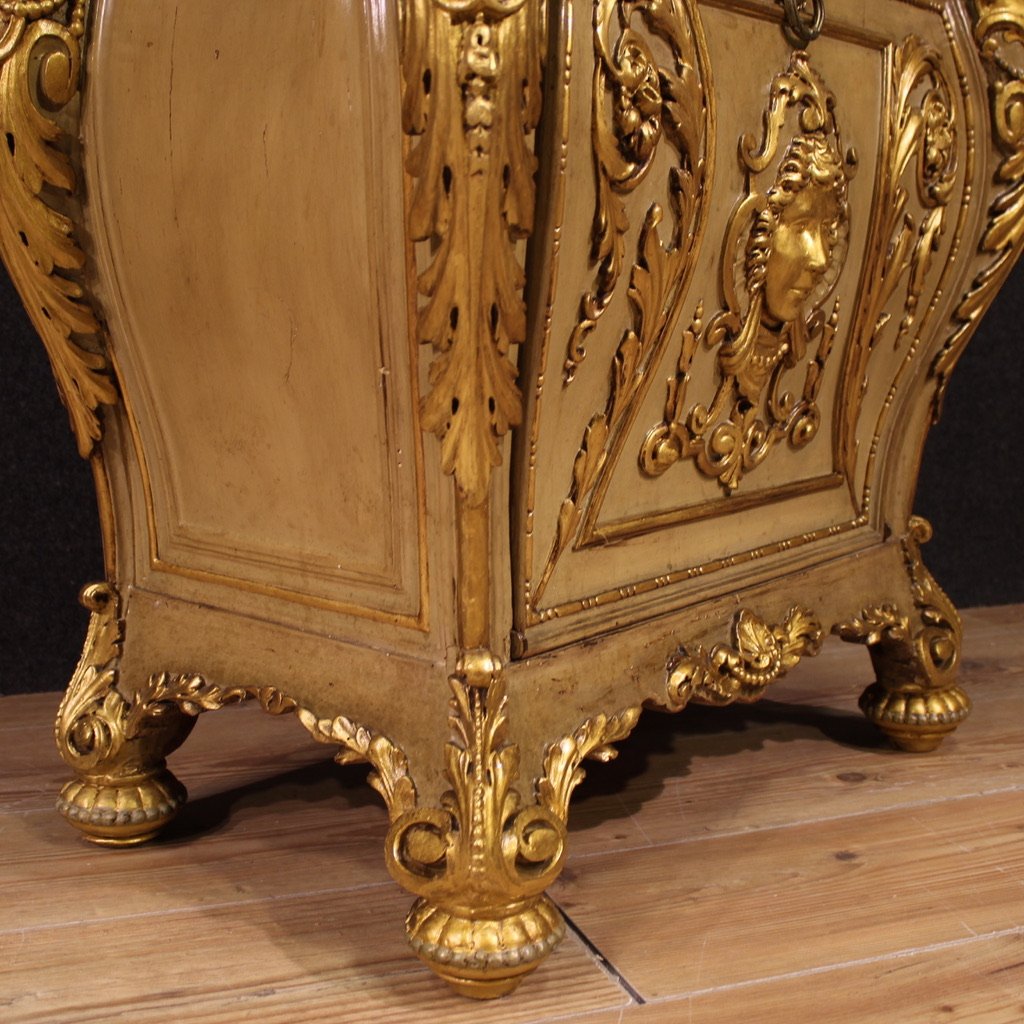 Pair Of 20th-century Italian Lacquered And Gilded Bedside Tables-photo-8