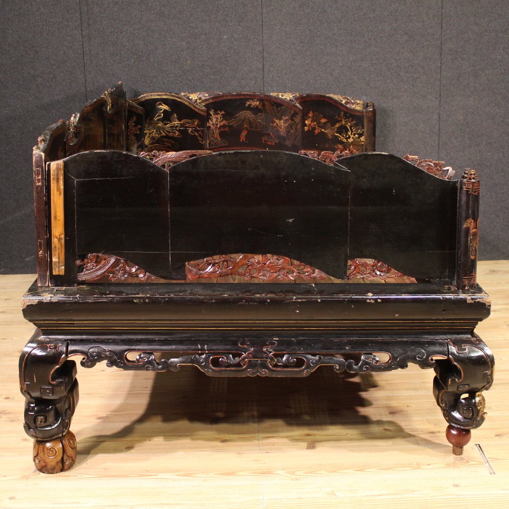 Great 19th Century Lacquered And Gilded Chinese Opium Bed-photo-3
