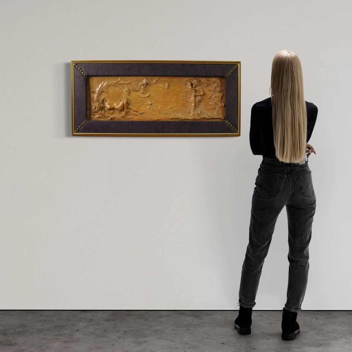 Bas-relief français en terre cuite, Vénus avec faune du 20ème siècle-photo-2