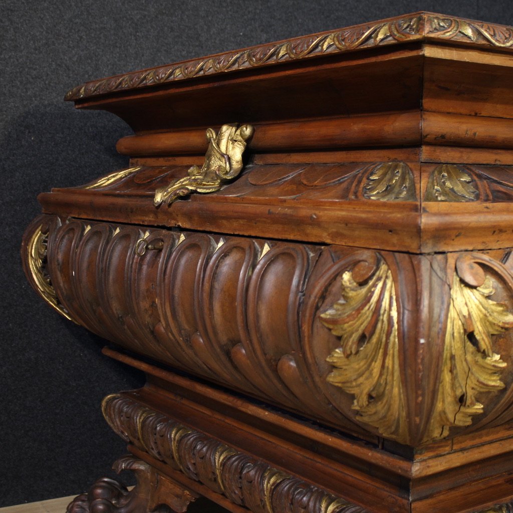 Coffre toscane à urne du 20ème siècle-photo-6