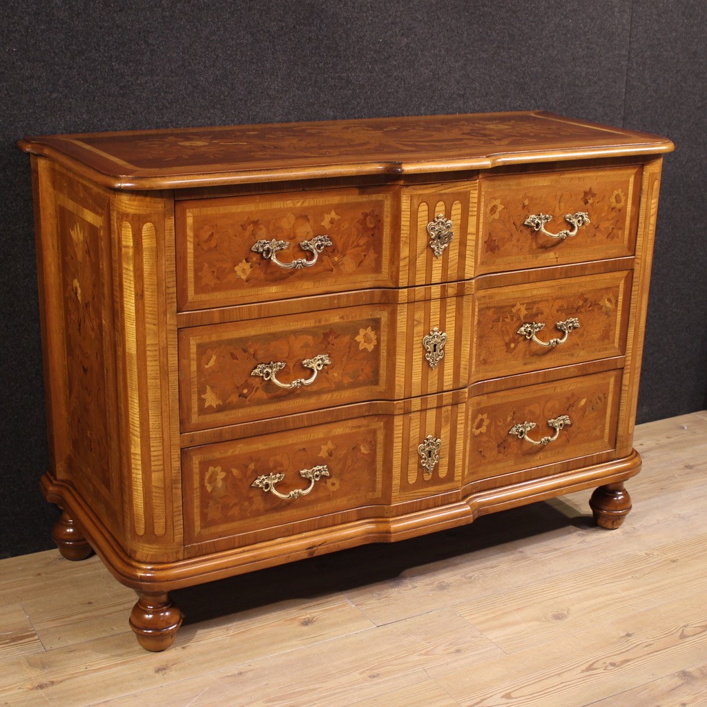 20th Century Italian Inlaid Chest Of Drawers