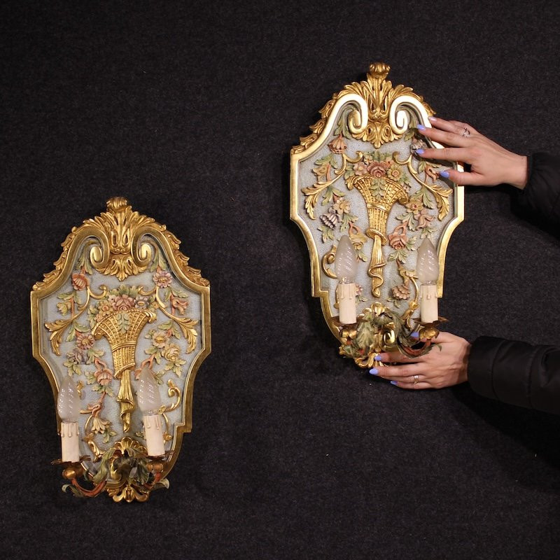Pair Of Lacquered And Gilded Italian Louis XVI Style Wall Lamps-photo-2