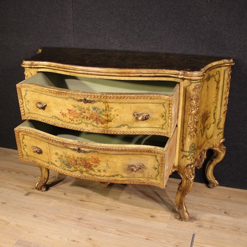 Venetian Commode In Baroque Style From The 20th Century-photo-3