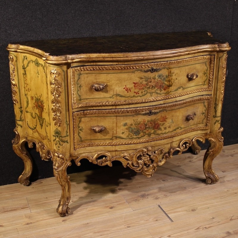 Venetian Commode In Baroque Style From The 20th Century