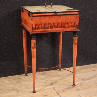 Elegant 20th Century Neoclassical Style Game Table