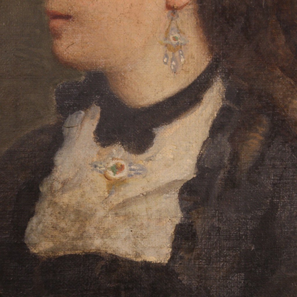 Small Portrait Of A Woman From The Late 19th Century-photo-5