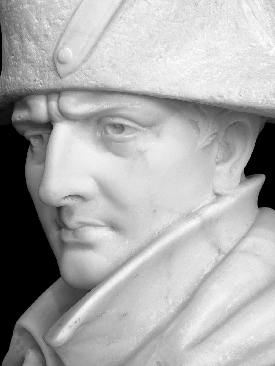 Grande Sculpture en Marbre de l'Empereur Napoléon Bonaparte, 19e Siècle / Empire Buste-photo-1
