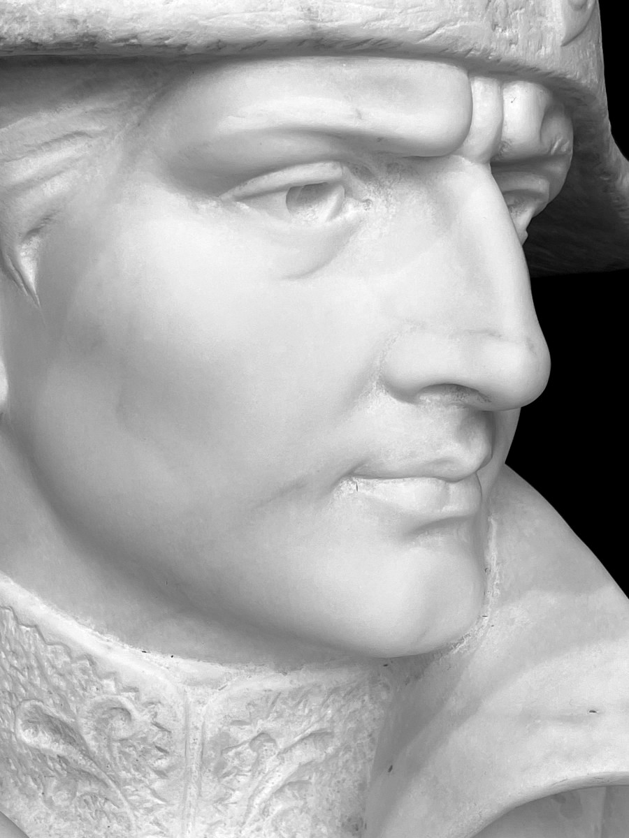 Grande Sculpture en Marbre de l'Empereur Napoléon Bonaparte, 19e Siècle / Empire Buste-photo-3