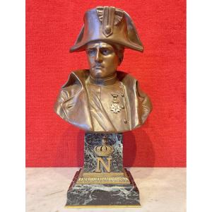 Buste en Bronze de l'Empereur Napoléon 1er, Signé Pinèdo (1840-1916), 19e Siècle / Sculpture Napoleon Bonaparte / Statue Empire / Pinédo / Pinedo / Fondeur Paris / Légion d'Honneur