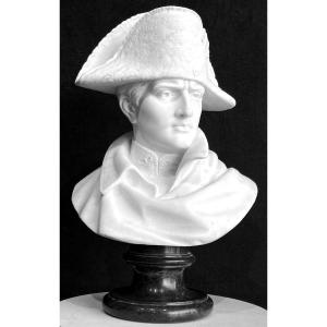Important Buste en Marbre de l'Empereur Napoléon 1er, Ecole Française du 19e Siècle / Empire