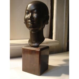 Bust Of Young Laotian Woman 1930-1940 In Bronze On Mahogany Base