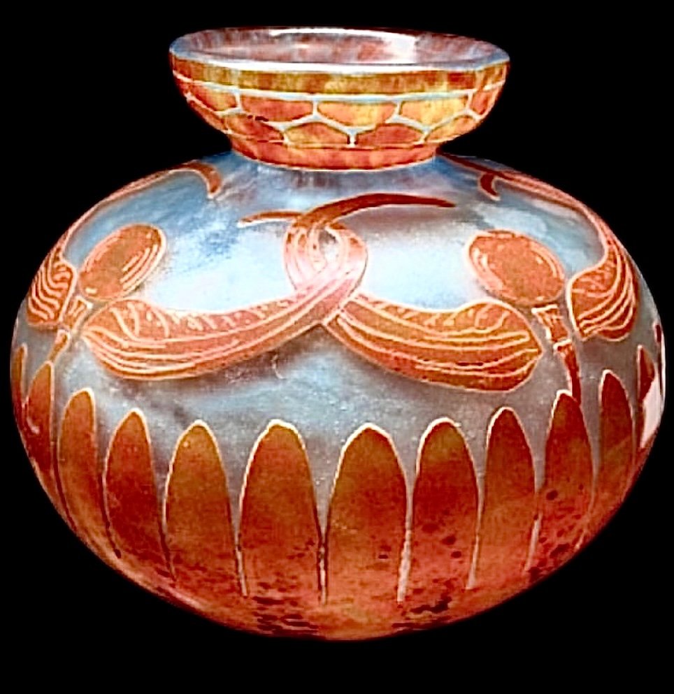 French Glass Vase -photo-2