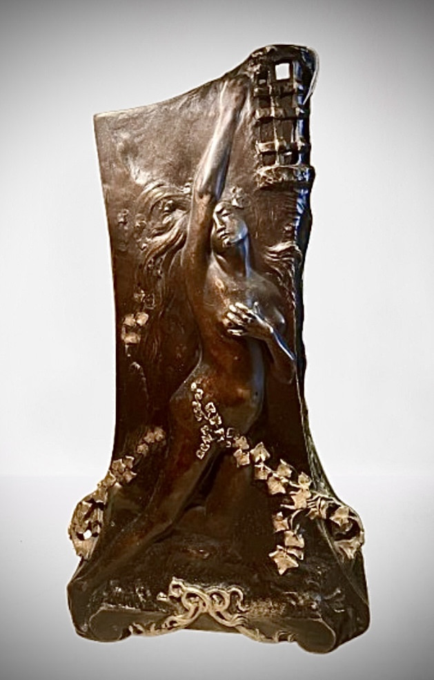 Vase en bronze de Georges  Flamand double patine 