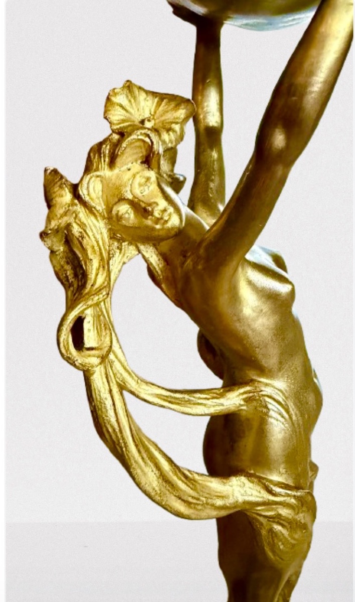 Art Nouveau-period Bronze Figure Of A Woman From Louchet -photo-2