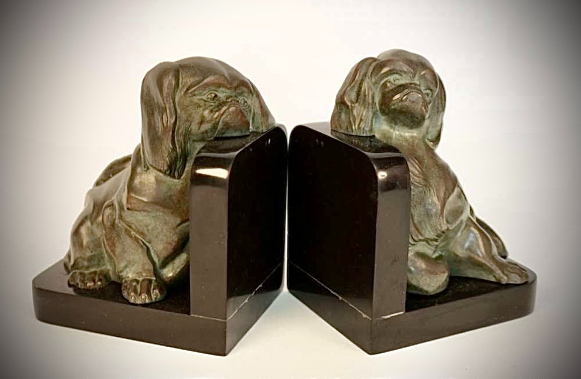 Pair Of Bookends D Alaexandre Kelety
